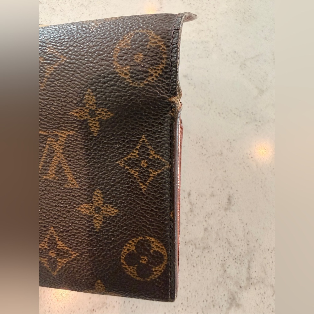 Vintage Louis Vuitton Monogram Long Wallet • Snap Flap • Zipper Coin Pocket - Picture 7 of 8